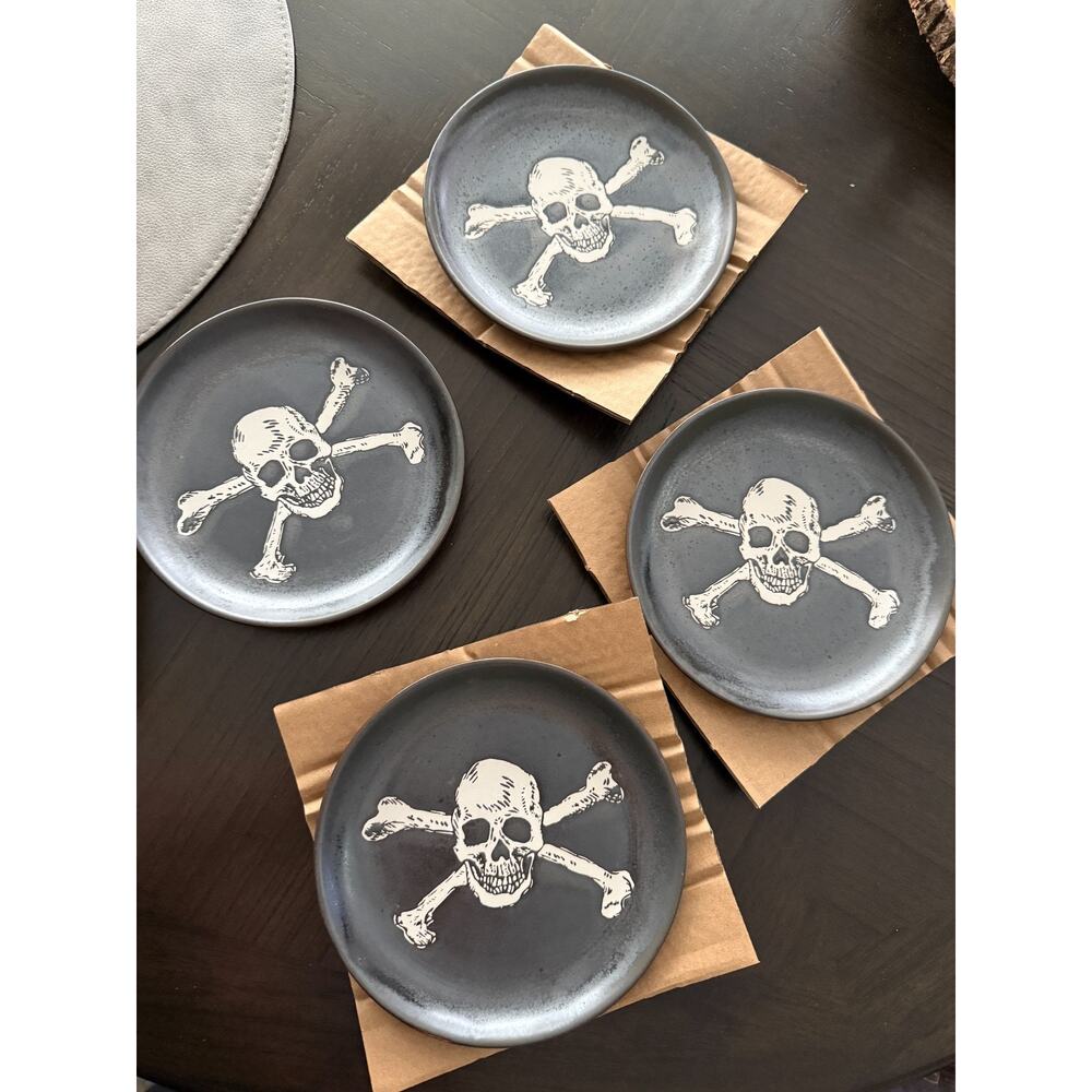 Halloween Black Appetizer Plate Skull Crossbone Set of 4 Stoneware 6” NEW in Box